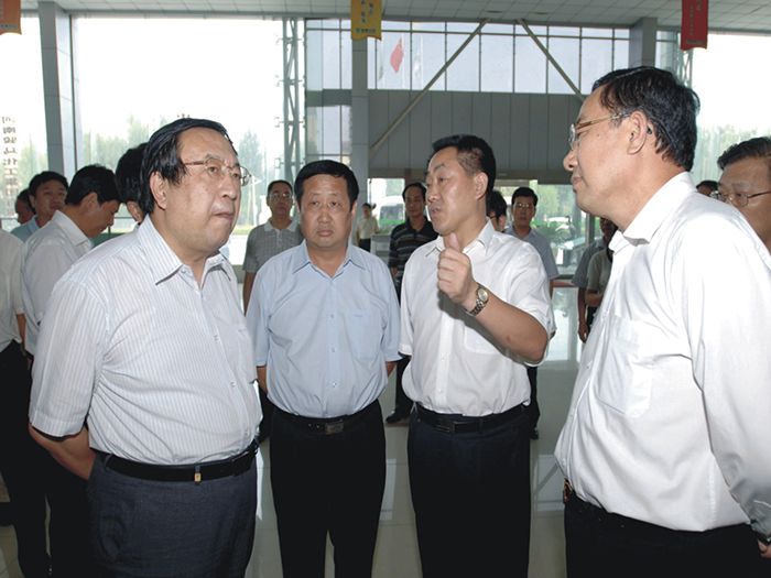 国度发改委副主任朱之鑫领导工作